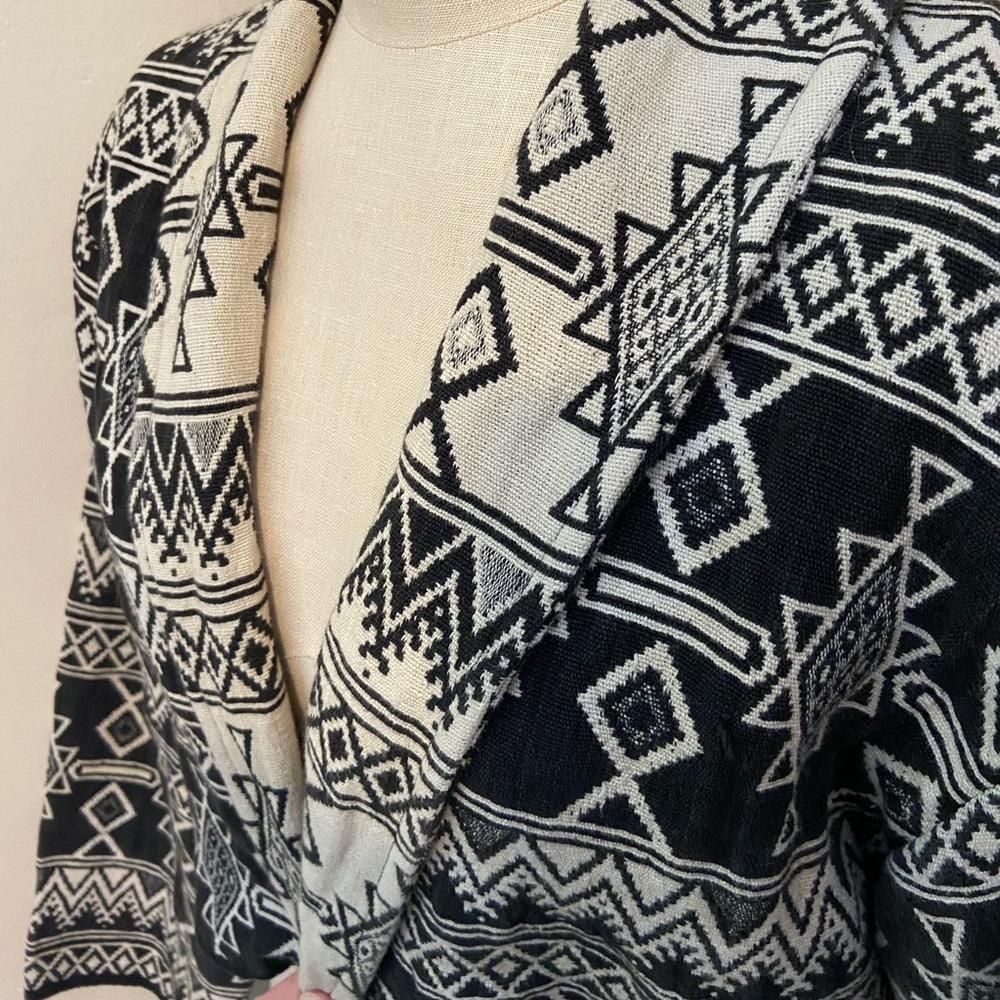 Flashback Print Jacket - Picture 2 of 7